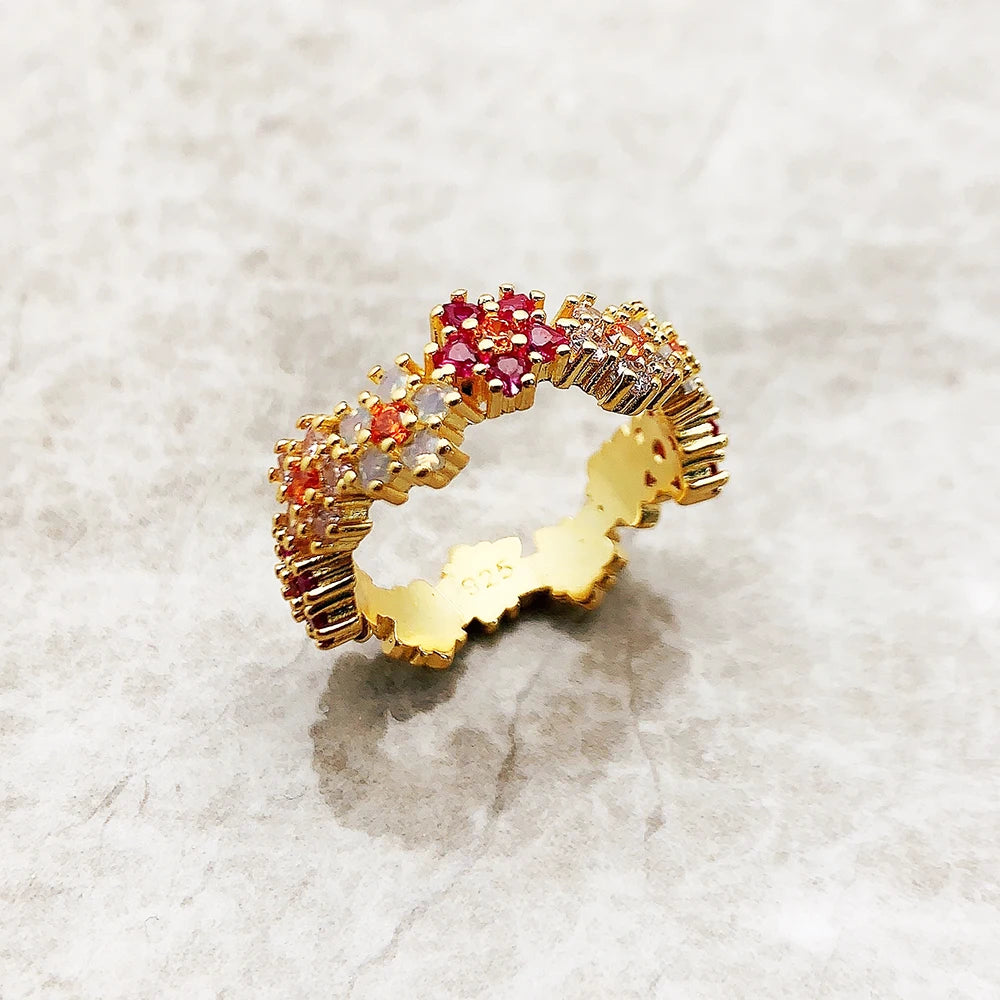 Lustrous Charm: A Jewel That Captivates Hearts