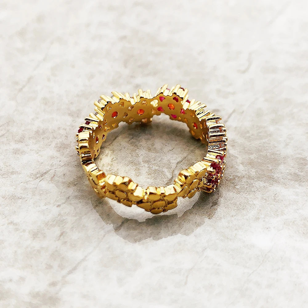 Lustrous Charm: A Jewel That Captivates Hearts