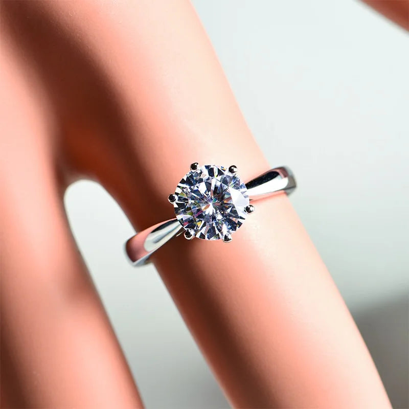 Elegant 18K White Gold-Plated 2 Carat Zirconia Ring