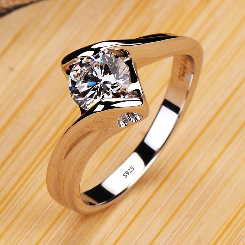Elegant 18K White Gold-Plated 2 Carat Zirconia Ring