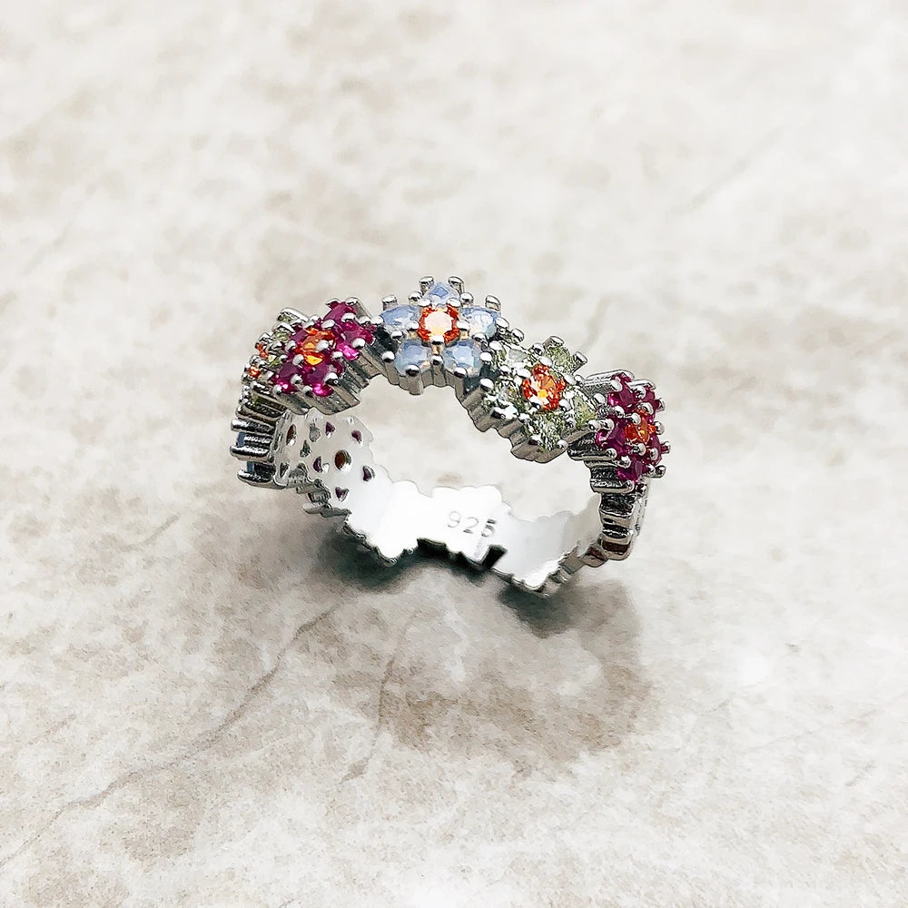 Lustrous Charm: A Jewel That Captivates Hearts