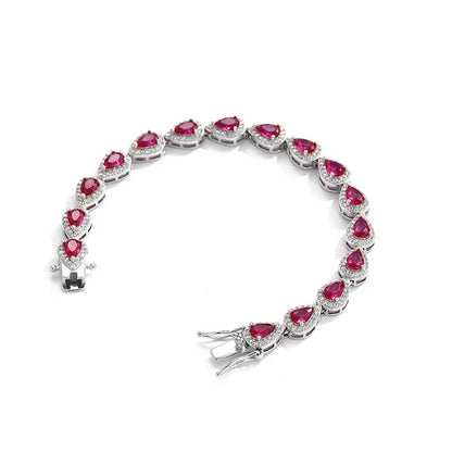 Blaze of Beauty – Luxury Red Stone Chain for Glamorous Women
