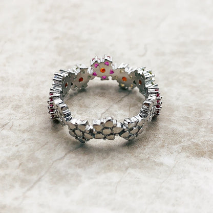 Lustrous Charm: A Jewel That Captivates Hearts