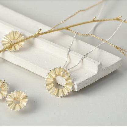 Elegant Gift Shavings