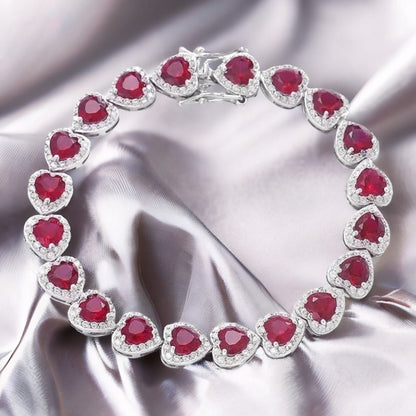 Blaze of Beauty – Luxury Red Stone Chain for Glamorous Women